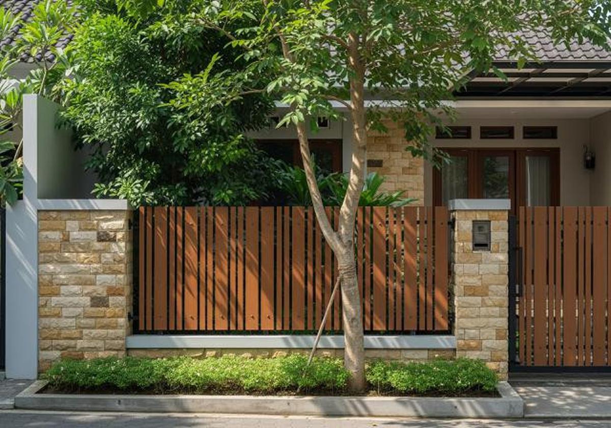 8 Model Pagar Rumah Kombinasi Besi Hollow dan Batu Alam, Estetika Modern yang Kokoh dan Elegan