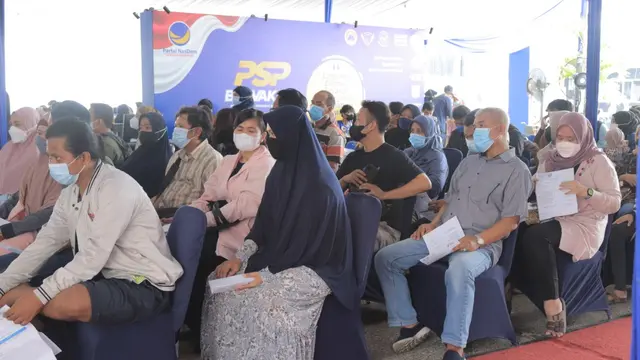 GP NasDem menggelar vaksinasi Covid-19