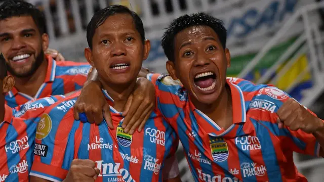 Adam Alis, Beckham Putra