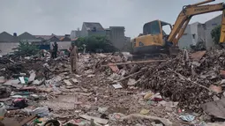 Warga Jakarta Dilarang Bakar Sampah Sembarangan