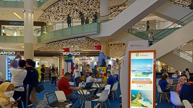 Minat Berwisata Naik Pesat, Labuan Bajo Jadi Destinasi Domestik Terfavorit di Travel Fair