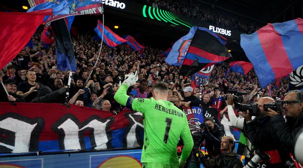 Sejarah tercipta di Selhurst Park saat Crystal Palace berhasil melaju ke babak final Conference League 2025/2026, Kamis (07/05/2026) waktu setempat. (AP Photo/Alastair Grant)