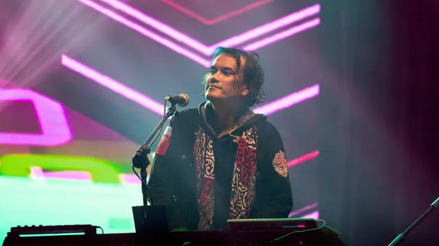 Viky Sianipar