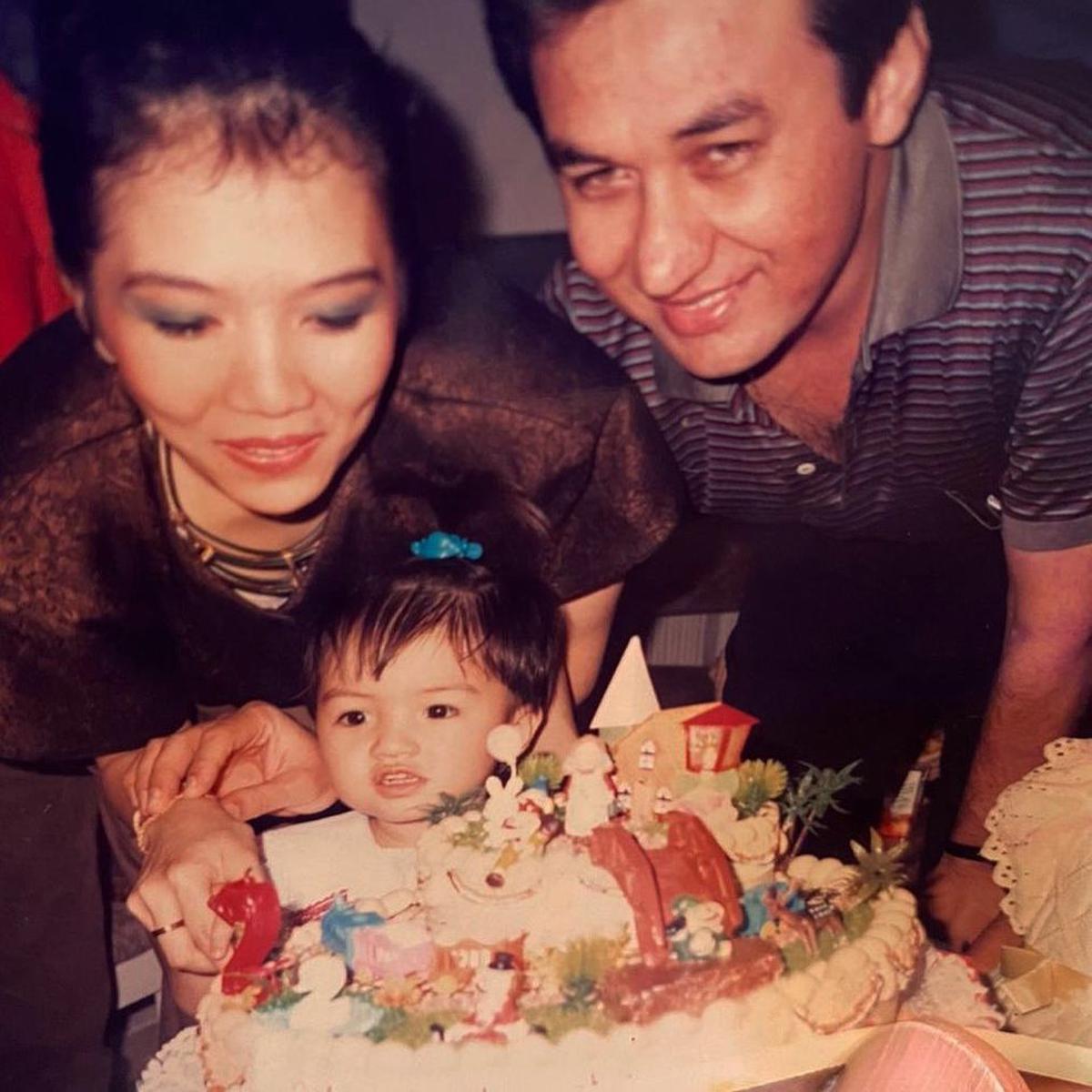 11 Potret Transformasi Raline Shah dari Masa ke Masa, Pesona Cantik Tak Pudar di Usia 39 Tahun