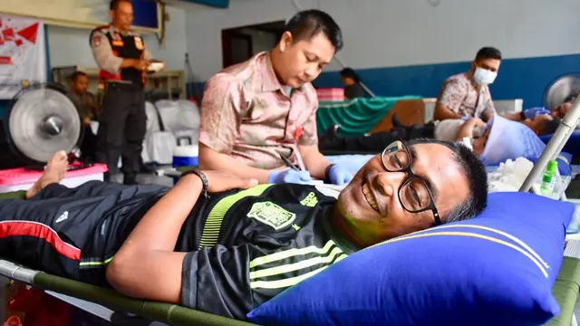 Pelindo III dan PMI Gelar Donor Darah di 4 Wilayah Area Kerja