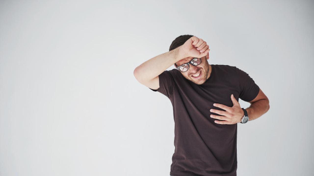 5 Karakteristik Nyeri Dada yang Indikasikan Penyakit Jantung Koroner, Salah Satunya Disertai Keringat Dingin