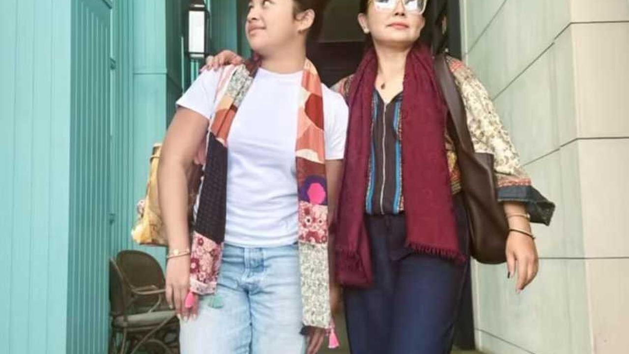 8 Potret Kompak Mayangsari Bareng Khirani Anak Semata Wayangnya, Sama-sama Memesona