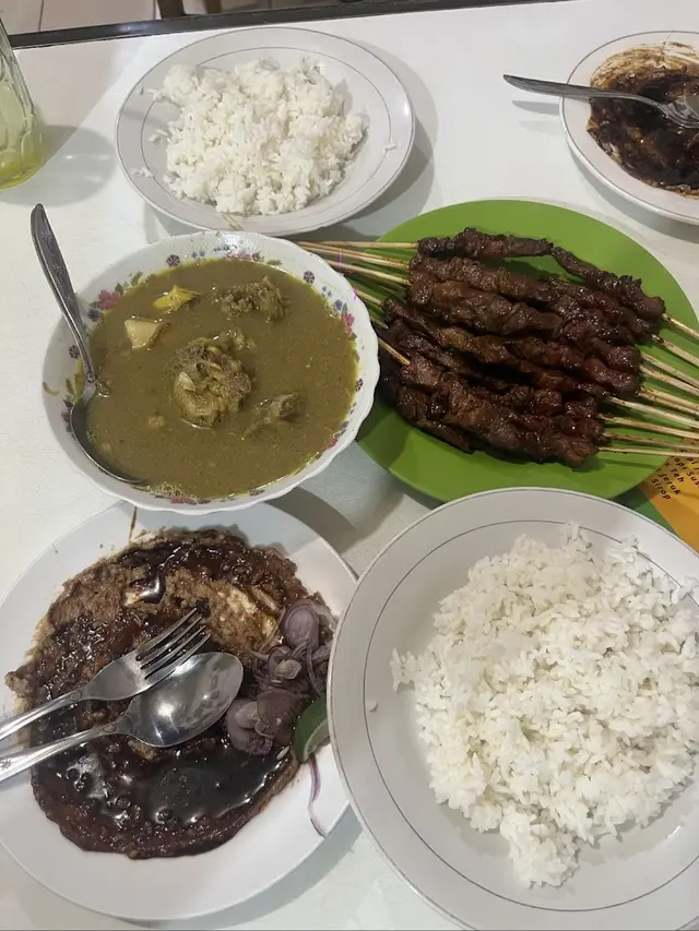 Rekomendasi Tempat Makan Enak di Dekat Pasar Besar Malang