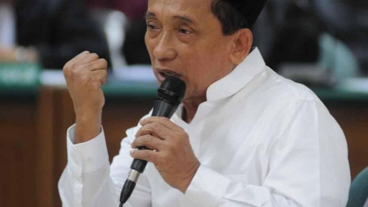 Ekspresi Fuad Amin dicecar JPU terkait suap gas Bangkalan
