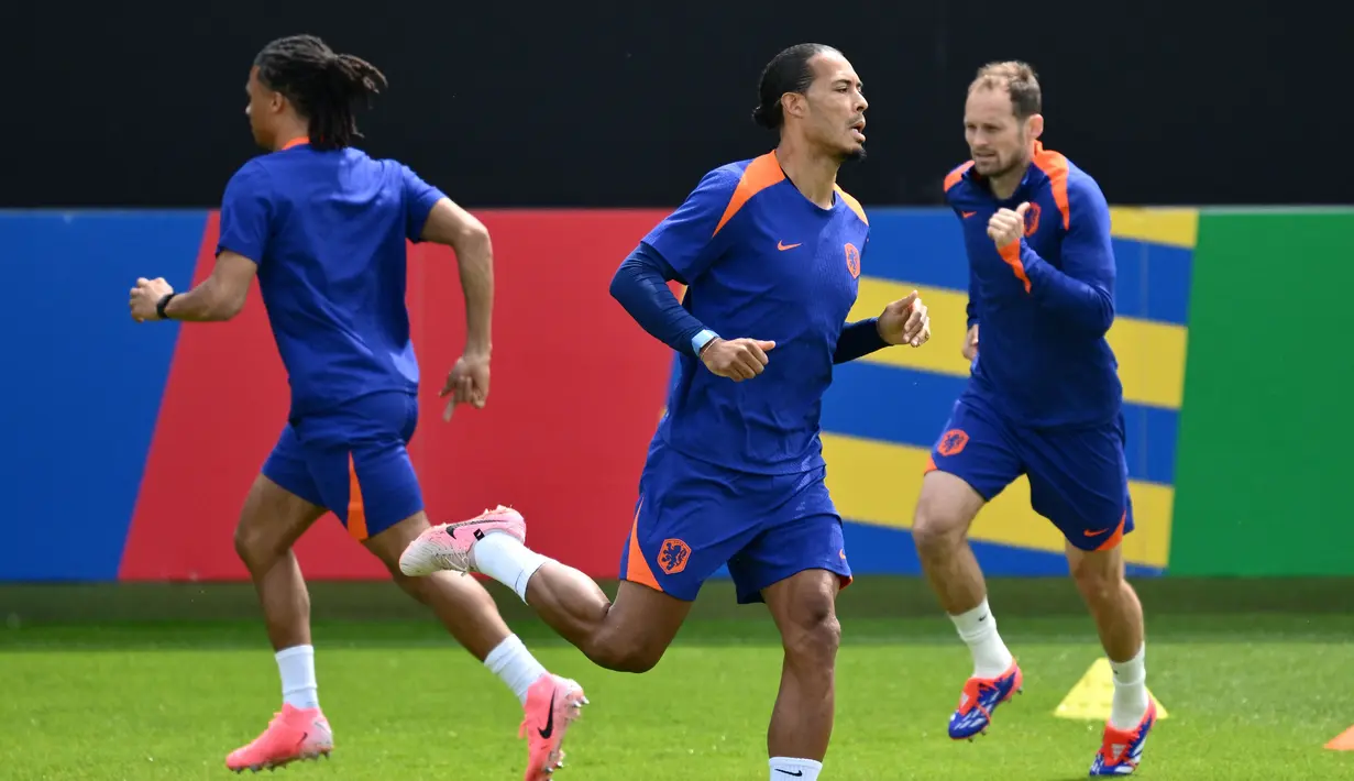 Belanda saat ini memimpin tabel Grup D dengan perolehan 3 poin. (Christophe SIMON / AFP)