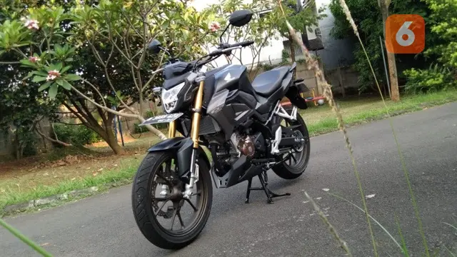 Honda CB150R Streetfire