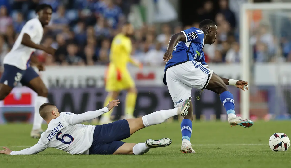 PSG telah mengumpulkan 85 poin dari 37 laga. PSG unggul empat poin dari Lens yang berada di bawahnya. (AP Photo/Jean-Francois Badias)