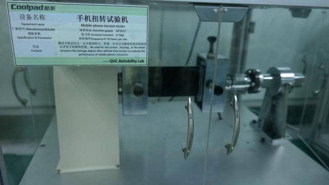 Pabrik smartphone di China