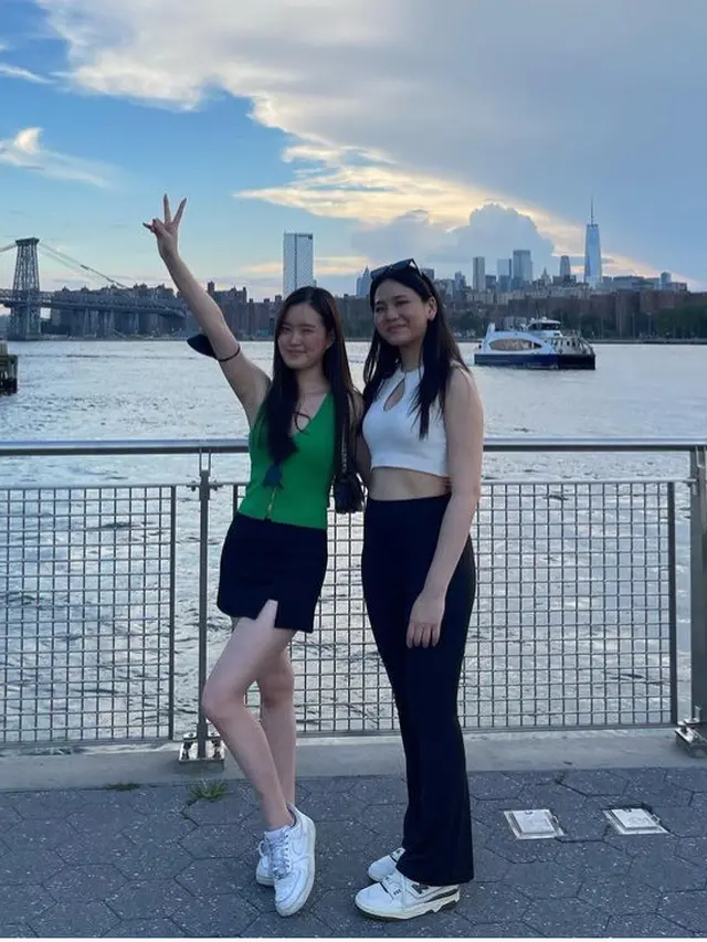 Nathania Berniece Zhong, Putri Veronica Tan dan Ahok. [@nata.zhong]