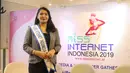 Miss Internet Indonesia 2018 Nathasya Juli Silaen berpose saat Media & Influencer Gathering Miss Internet 2019 di Go Works Setiabudi, Jakarta Selatan, Rabu (19/9/2019). Miss Internet 2019 kembali digelar untuk mengkampanyaken internet positif kepada masyarakat. (Liputan6.com/Angga Yuniar)