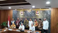 Menko Zulkifli Hasan dan Khofifah Bahas KopDes hingga MBG, Apa Hasilnya?