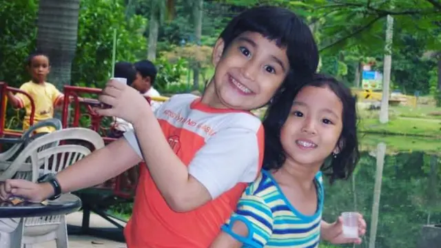 Potret Masa Kecil 6 Aktor Indonesia dan Adik Perempuannya, Kompak Sedari Dulu