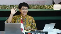 Menlu Retno Marsudi memimpin pertemuan virtual COVAX AMC Engagement Group (EG) Meeting ke-4 pada Senin (17/5). (Dok: Kemlu RI)