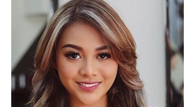 5 Pesona Aurel Hermansyah Tampil Natural Tanpa Polesan Makeup Tebal Tetap Memukau Hot Liputan6 Com