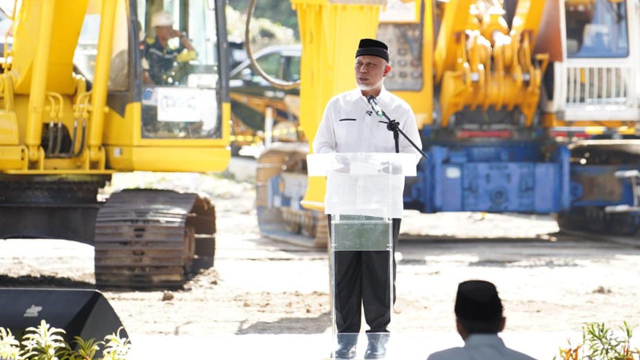 Kurangi Risiko Kecelakaan Jalur Sitinjau Lauik, Menteri Dody Groundbreaking Flyover Panorama I di Padang