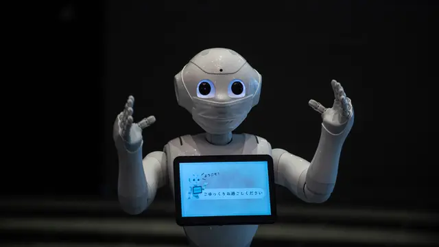 FOTO: Hotel di Jepang Kerahkan Robot Sambut Pasien COVID-19