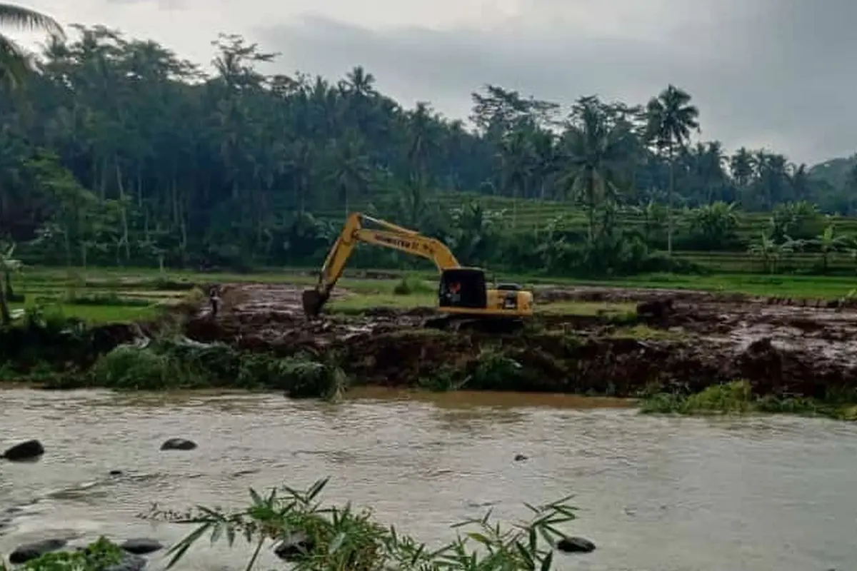Desa Wadas terletak di Kecamatan Bener, Kabupaten Purworejo, Jawa Tengah