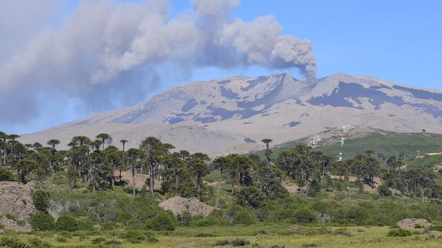Ilustrasi Abu Vulkanik