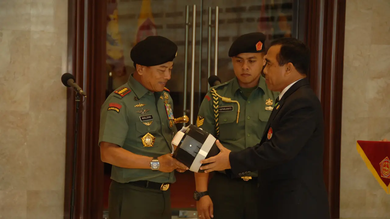 Penandatanganan MoU antara TNI dengan KONI