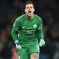 3. Ederson Moraes - Dibeli Manchester City dari Benfica dengan harga 35 juta poundsterling. (AFP/Oli Scarff)