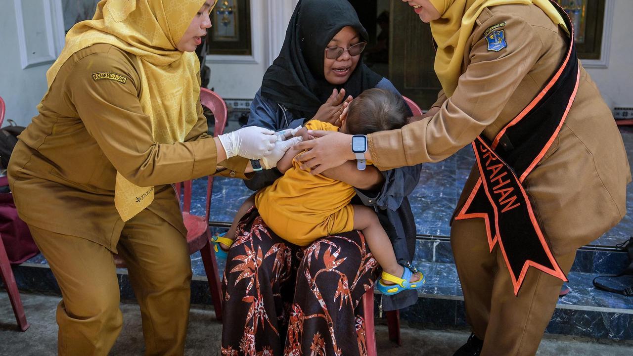 FOTO: Cegah Wabah, Pemkot Surabaya Gelar Pekan Imunisasi Serentak 15–30 September 2025