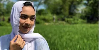 Tika Bravani menjadi pemeran utama dalam Nyai Ahmad Dahlan dalam judul serupa. Tanggung jawab moral dirasakan saat memerankan salah satu tokoh pahlawan nasional. (Instagram/tikabravani)