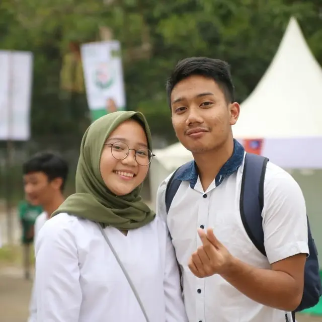 Kehilangan Sosok Kakak, Ini 6 Potret Kenangan Laetitia Azzahra dan Eril