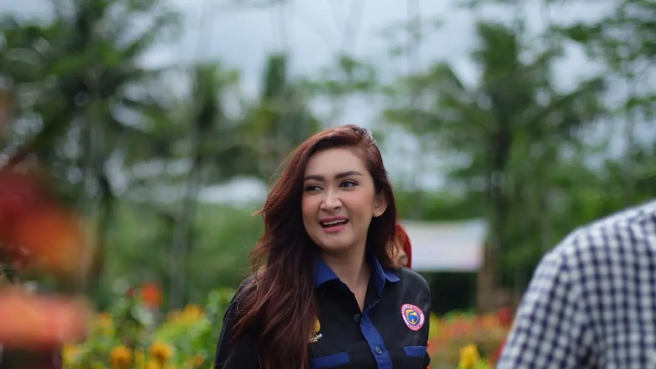 [Fimela] Nafa Urbach