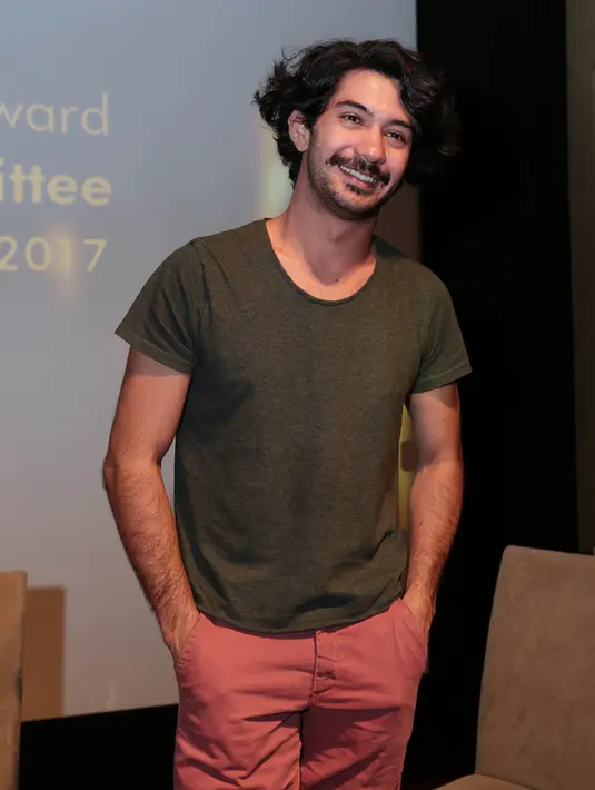 Film Turah garapan sutradara Wicaksono Wisnu Legowo dan diproduseri Ifa Isfansyah. Film ini produksi PT Empat Warna Media. Dipilih untuk Oscar 2018 untuk kategori Berbahasa Asing Terbaik. (Deki Prayoga/Bintang.com)