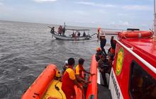 Basarnas Temukan Jasad Nelayan Wayan Dana, Pemilik Jukung Tanpa Awak di Pantai Karang