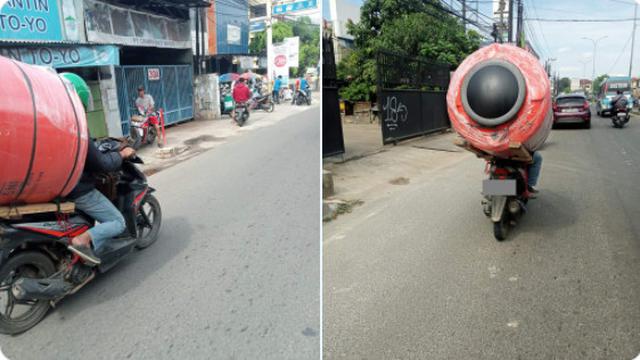 7 Potret Ojol Kirim Barang Berukuran Jumbo Ini Bikin Kasihan