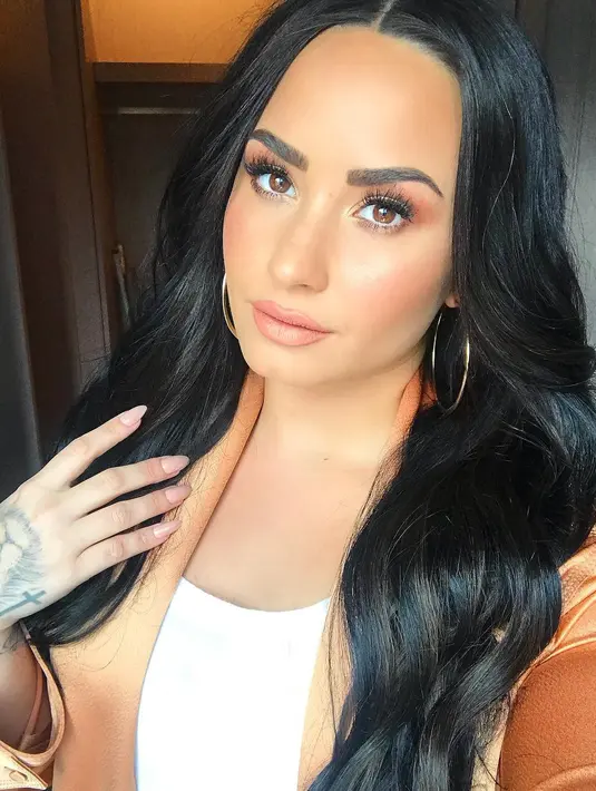 (Instagram/ddlovato)