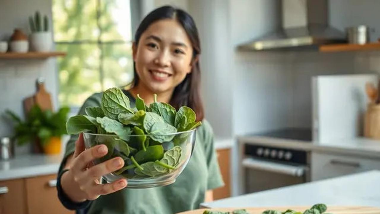 8 Resep Olahan Bayam Selain Sayur Bening yang Gampang Bikinnya, Lezat dan Super Sehat