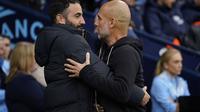 Pertemuan Ruben Amorim dan Pep Guardiola pada laga pekan ke-4 Premier League musim 2025/2026 -&nbsp;AP Photo/Dave Thompson