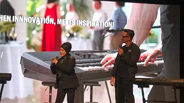 Elvy Sukaesih saat ditemui di peluncuran Keyboard PSR di Gedung Yamaha, kawasan Jakarta Selatan, baru-baru ini.