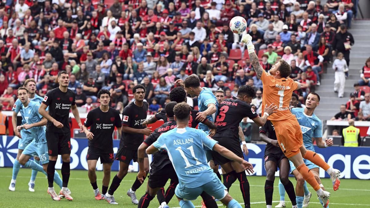 Hasil Bayer Leverkusen vs Hoffenheim: Debut Erik ten Hag Berakhir Pahit, Kalah di Kandang Sendiri!