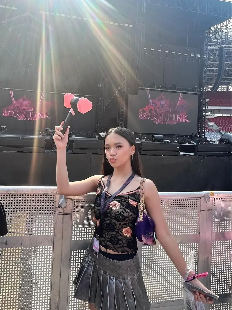 10 OOTD Anak Artis Nonton Konser BLACKPINK, Thalia Anak Sarwendah Dijuluki Mini Jennie