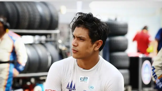 Potret Terbaru Philo Paz Armand