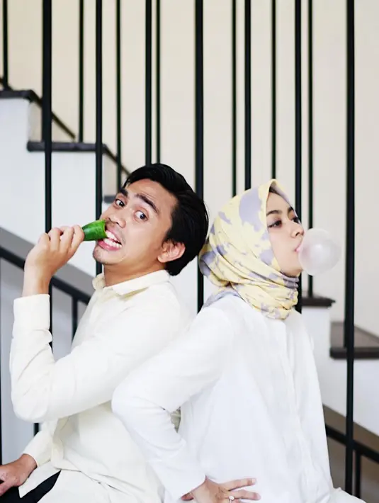 Pemeran sinetron Monyet Cantik 2 itu juga memberi contoh saat anaknya pegang mainan dan direbut oleh temannya hingga akhirnya anaknya marah. (Instagram/ayudiac)