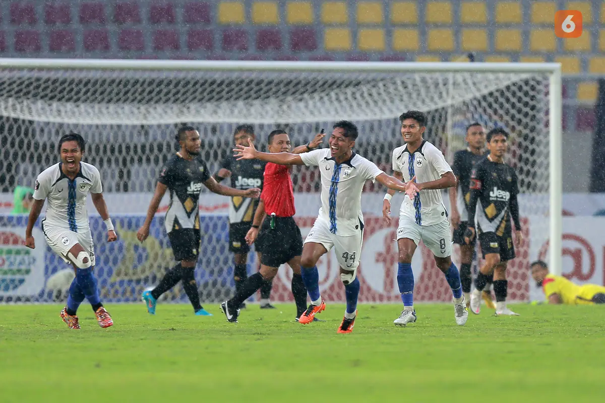 Dewa United Vs PSIS Semarang