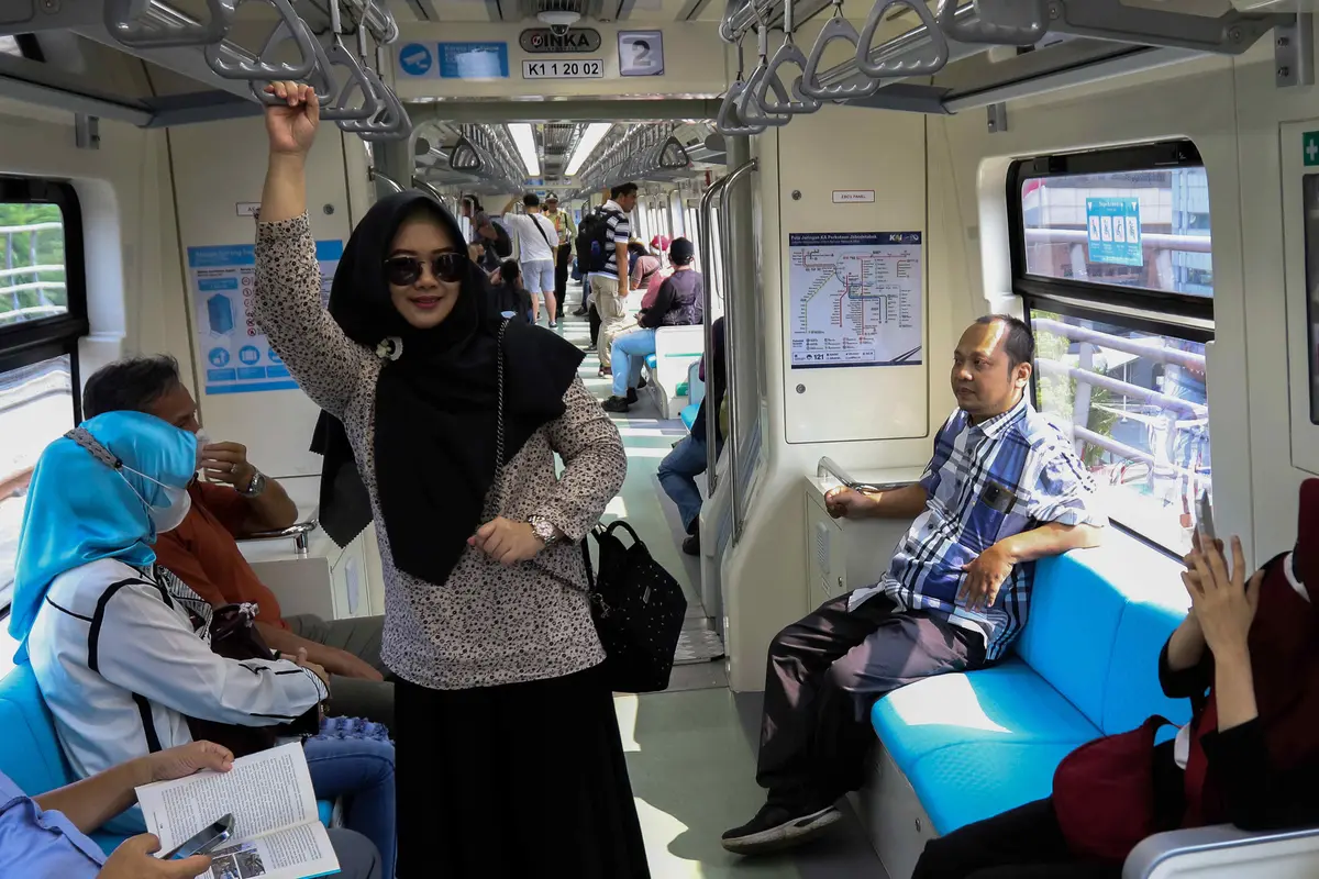 LRT Jabodebek Resmi Beroperasi