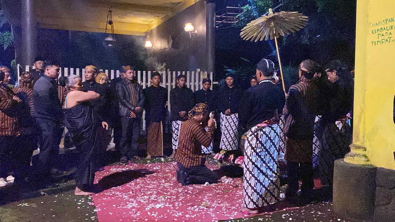 Tak Banyak yang Tahu, ini Asal Usul Kata 'Suro' dari Malam 1 Suro, Sejarah dan Mitosnya