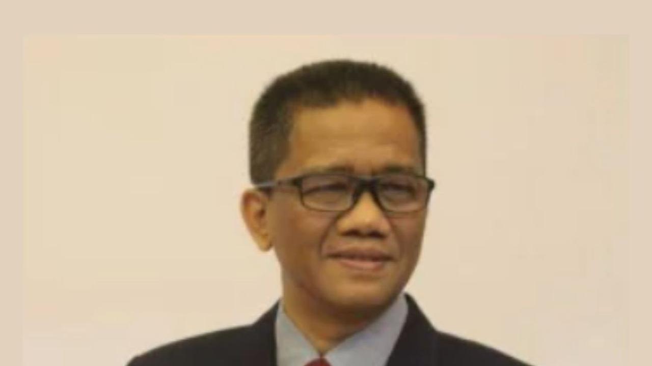 Lebih Dekat dengan Iwan Taruna, Kembali Terpilih Jadi Rektor Unej tapi Pilih Naik Kendaraan Sederhana