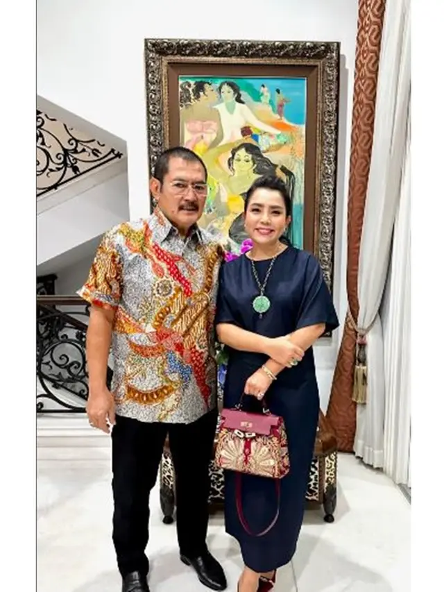 6 Potret Mayangsari di Ultah Tutut Soeharto ke-75, Kumpul Bareng Keluarga Cendana