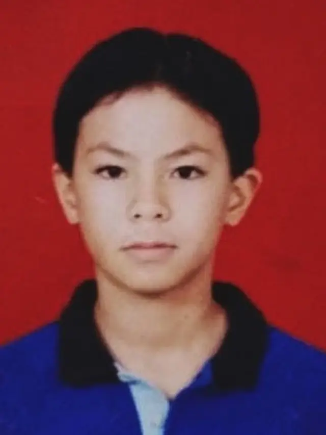 Genap 31 Tahun, Ini 6 Foto Masa Kecil Hingga Remaja Fero Walandouw